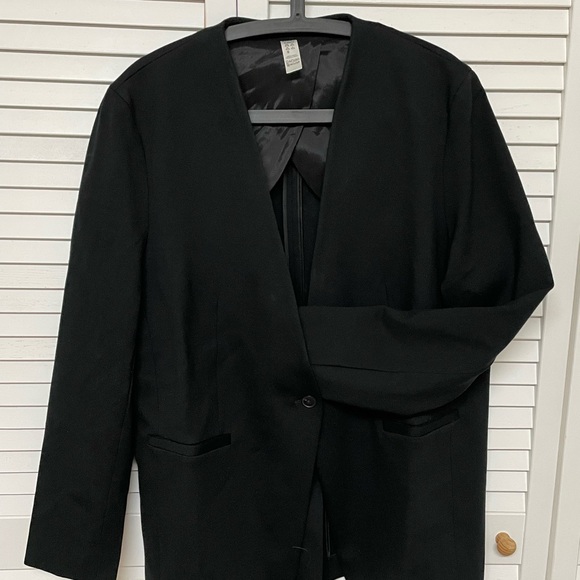 SPANX Pants - SPANX Classic Black blazer